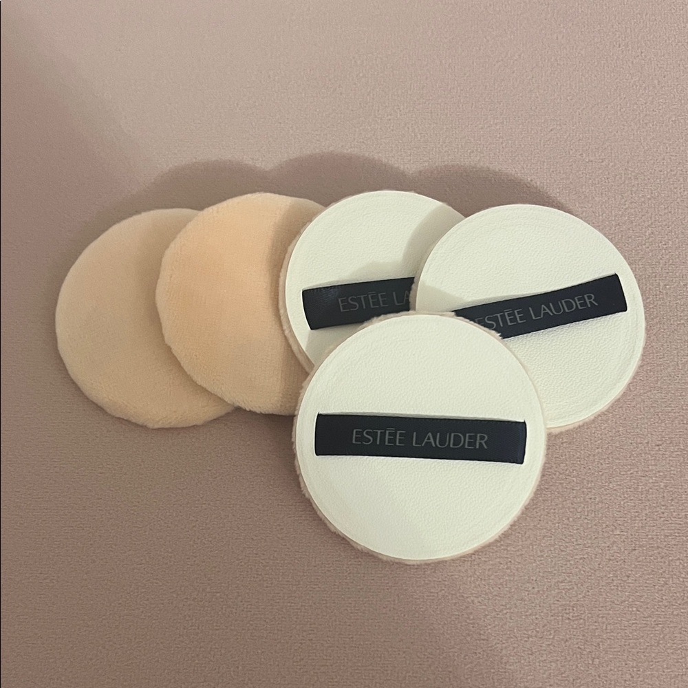 ESTÉE LAUDER POWDER PUFFS - NEW